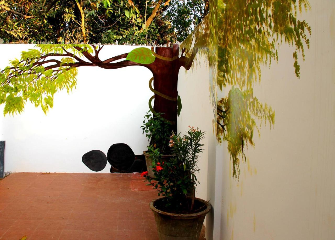 Vagator House Resort Goa Luaran gambar